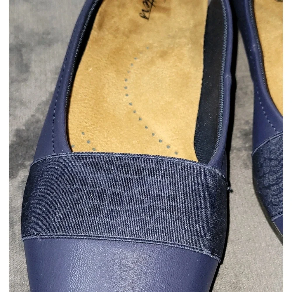 Trotters Samantha‎ Navy Women's Slip On 10WW Loafers T1812-400